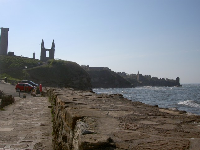 From the Harbour wall to the Cathedral