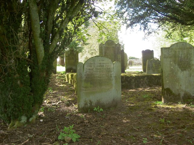 “Here lie the remains of George Ashton Taylor son of John Taylor of Trowbridge, Wiltshire, who died suddenly at Mr William Shaw’s Academy of this place, April 13th, 1822 aged 19 years. Young reader, thou must die, but after this the judgement.”